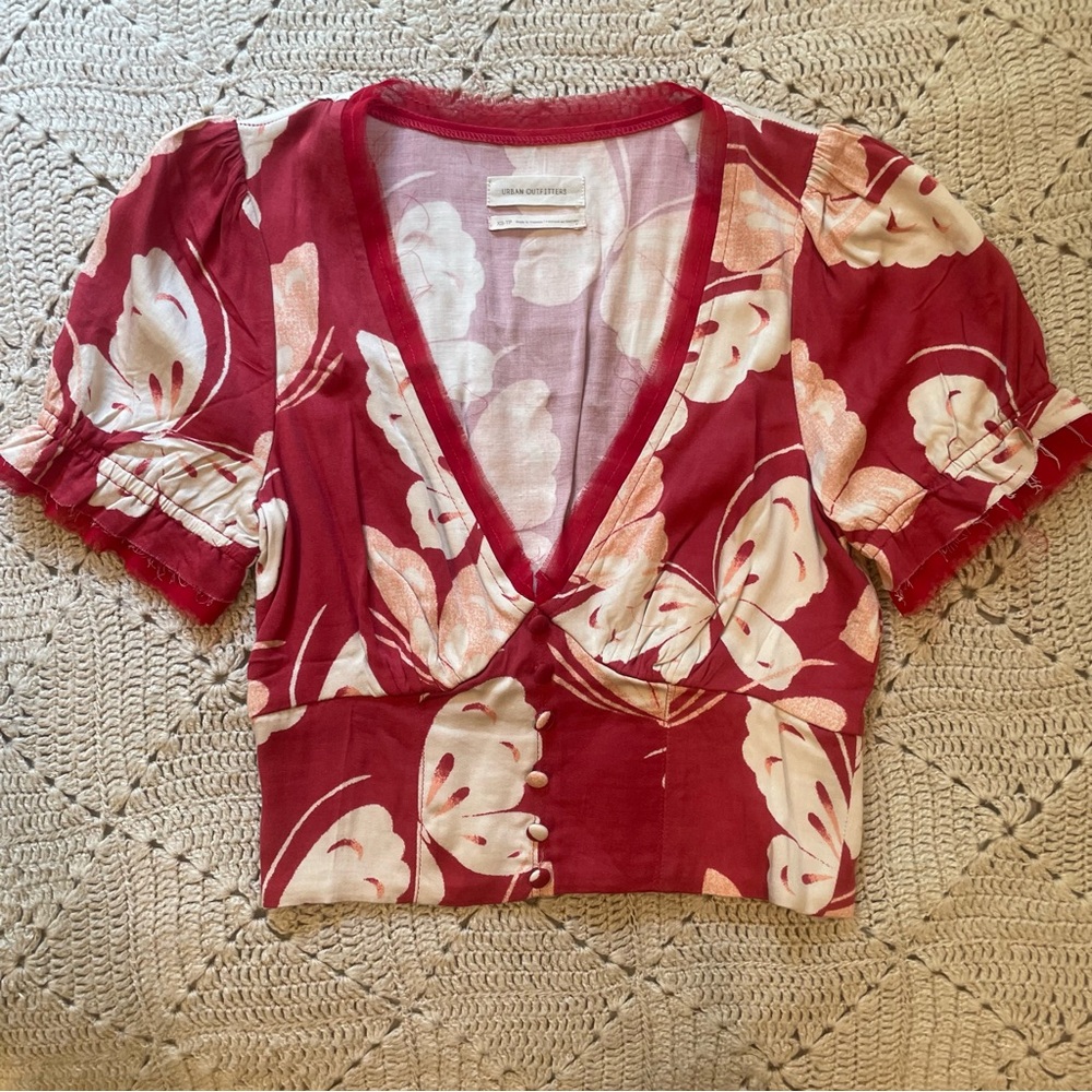 Butterfly top UO